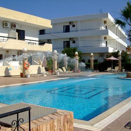 Antonios Hotel ファリラキ エクステリア 写真