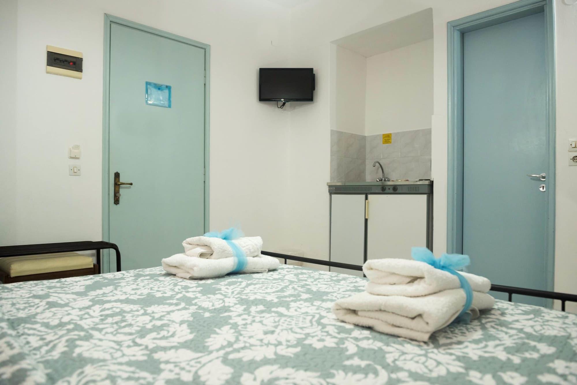 Antonios Hotel ファリラキ エクステリア 写真