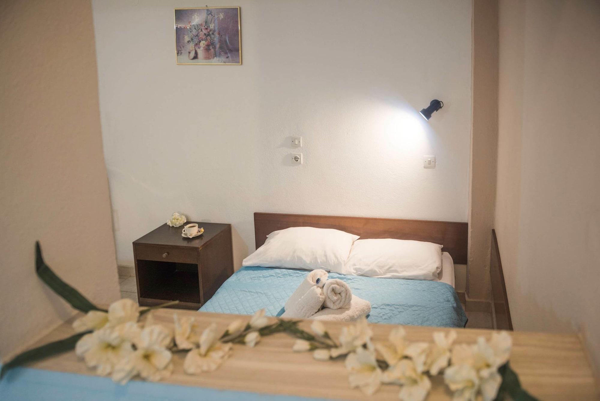 Antonios Hotel ファリラキ エクステリア 写真