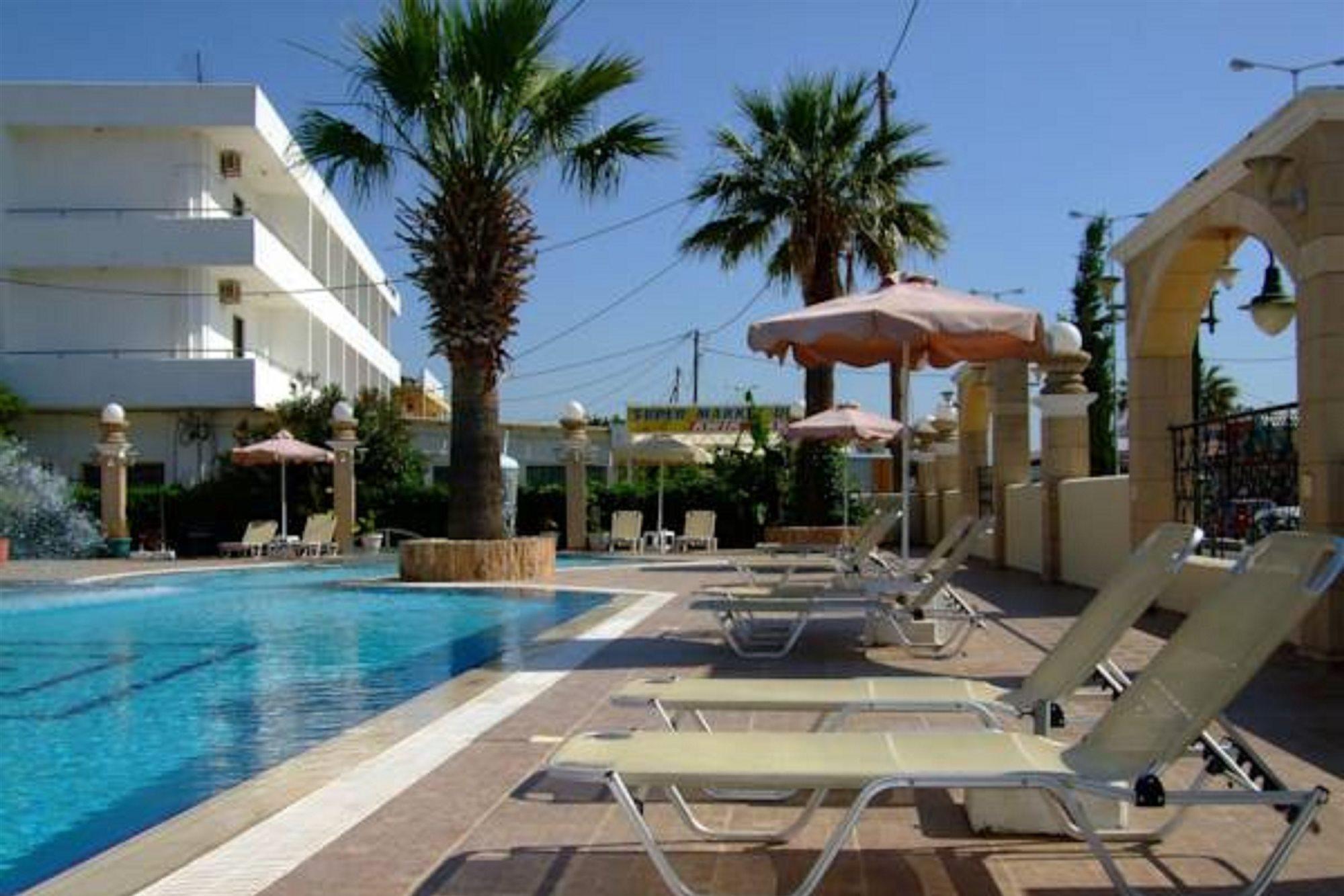 Antonios Hotel ファリラキ エクステリア 写真