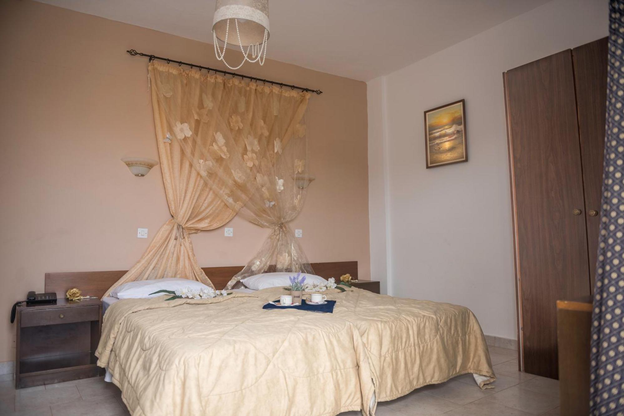 Antonios Hotel ファリラキ 部屋 写真